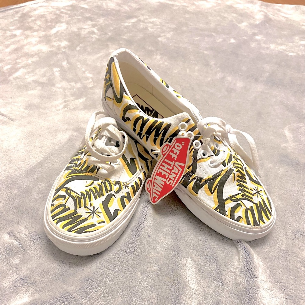 This is a women’s size 8 Vans exclusive sneaker!